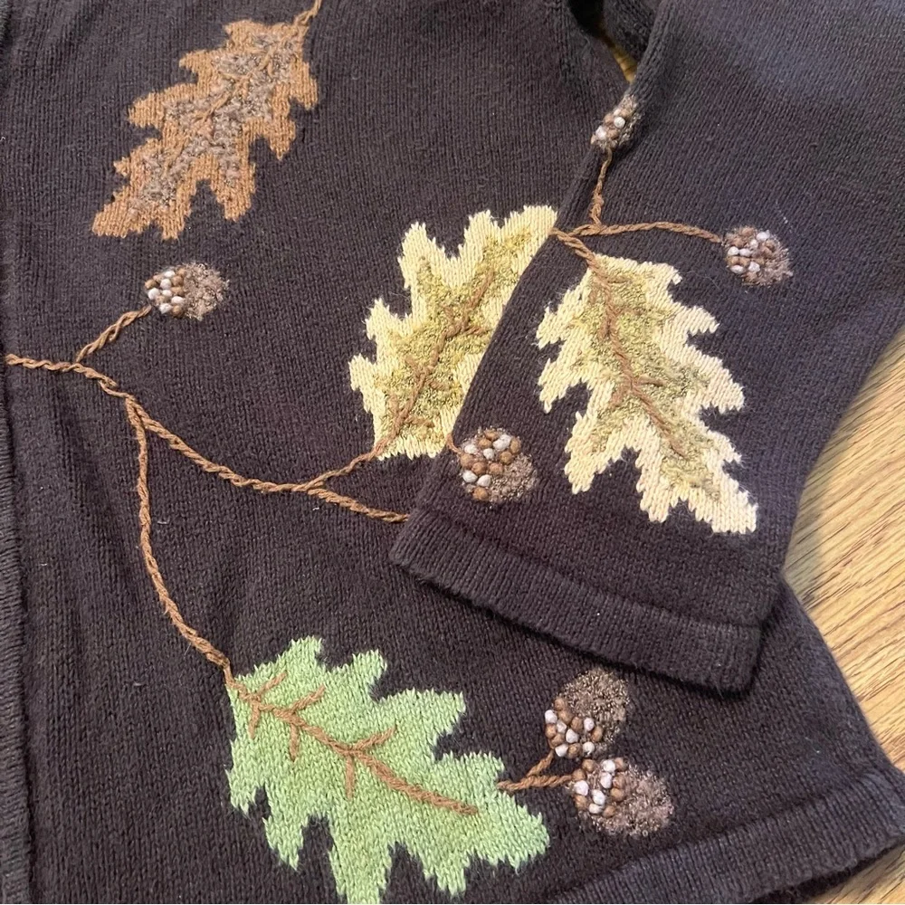 Womens vintage 3D leaf knit  zip up sweater/ cardigan